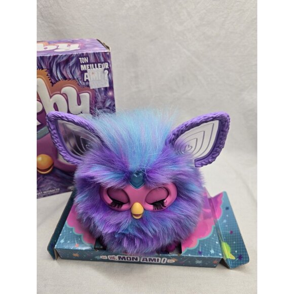 2023 Furby Purple Interactive Plush Toy FRENCH Speaking - Picture 3 of 11